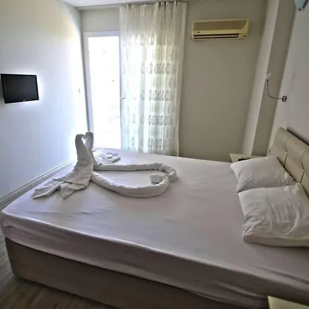 Oz Hotel 3*